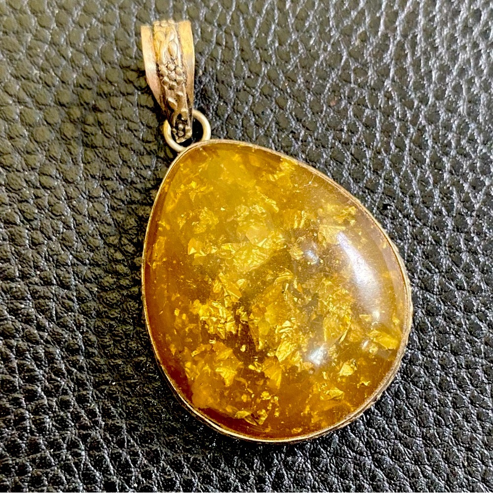 Baltic Sea High Quality Amber, silver Pendant